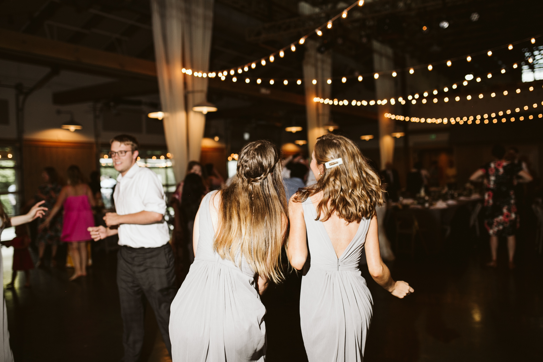 Wedding reception at the loveless cafe and barn in nashville, tennessee