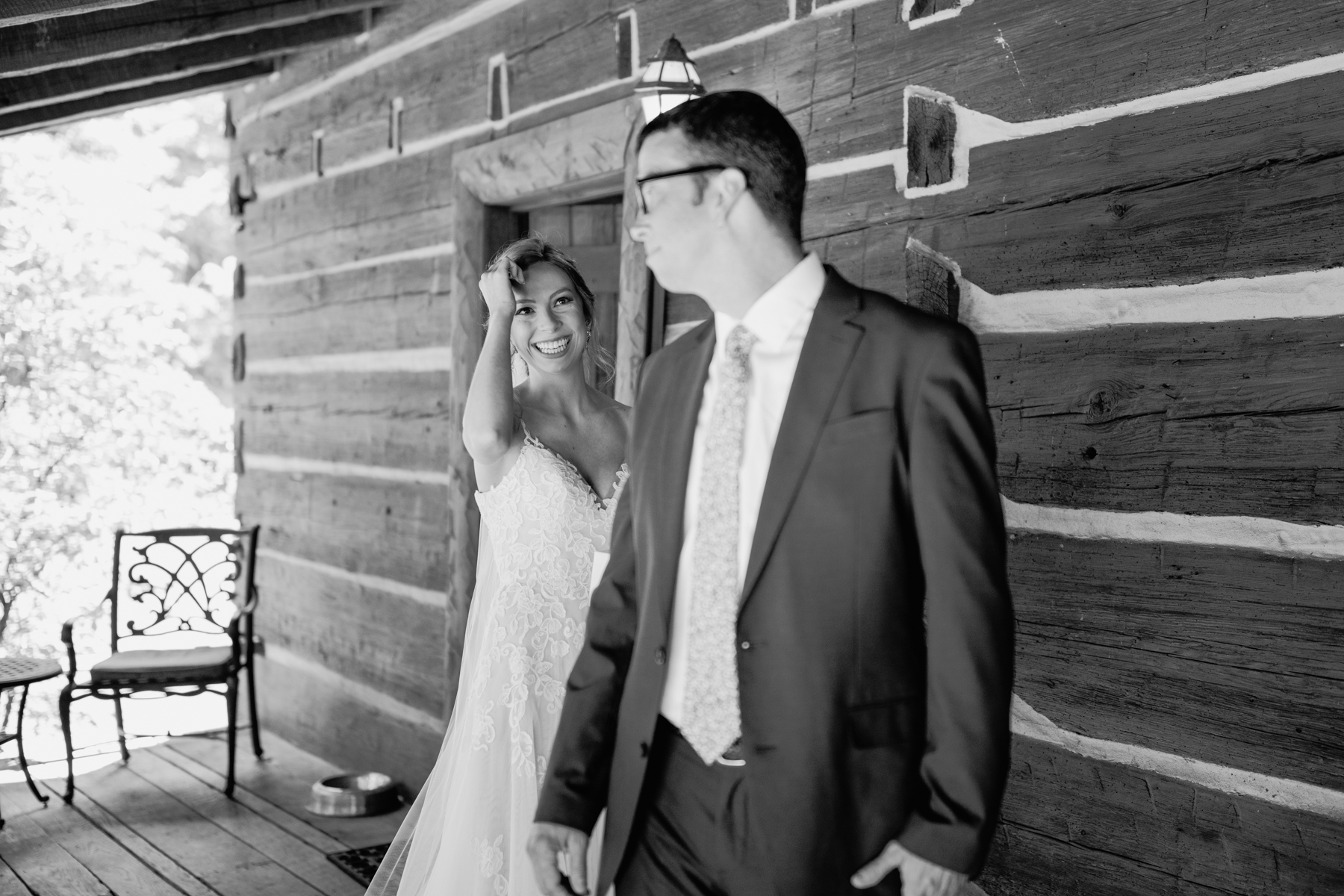 Father daughter first look at a stables at strawberry creek wedding in Knoxville, tennessee