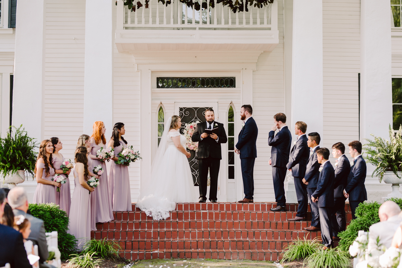 sunny summer wedding at the venue at twin oaks tennessee